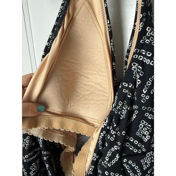 Lands' End Tankini Top Women's 10P Ruched Flattering Black White Halter Padded - Picture 5 of 8